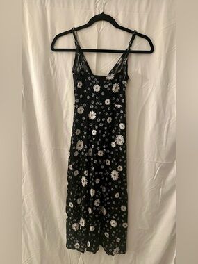 Forever 21 - Black Floral Print Maxi Dress - Small